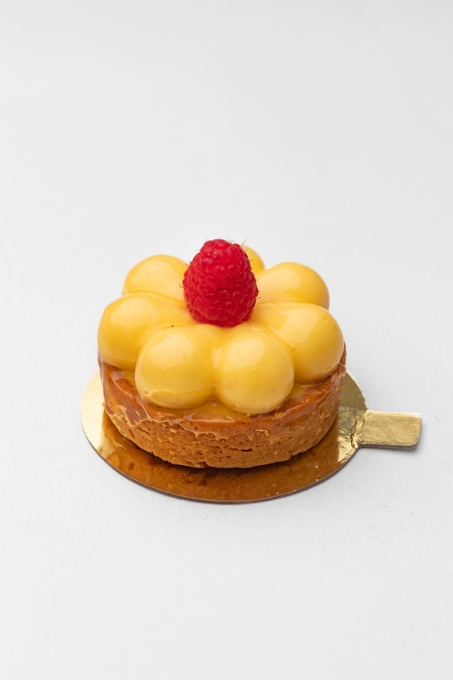 INDIVIDUAL PASSION FRUIT CROSTATINA