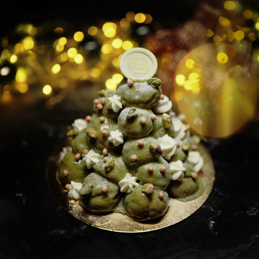 PISTACHIO PROFITEROL TREE